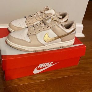 Women’s Nike Dunk Low